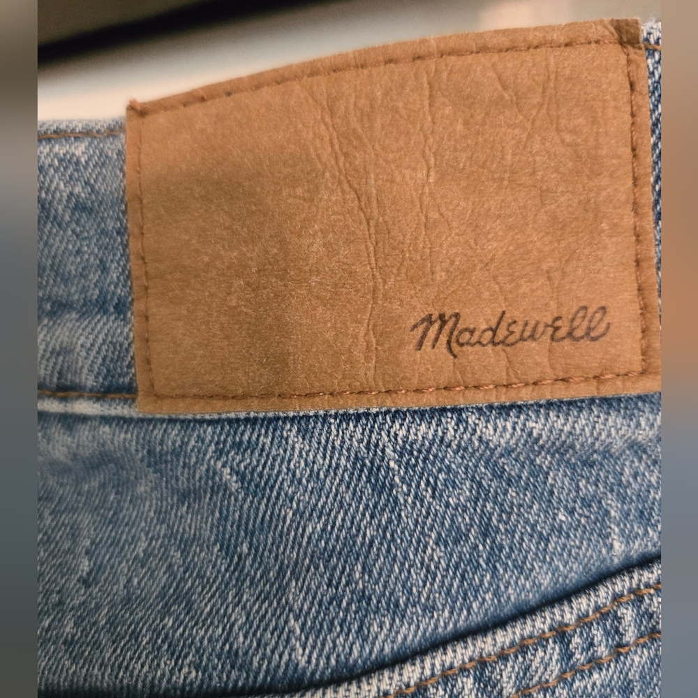 Madewell 90s Straight Jeans - Picture 7 of 14